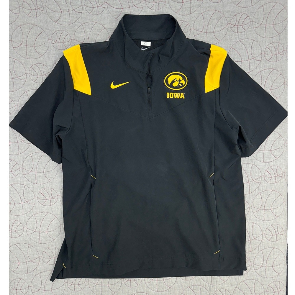 Nike Iowa Hawkeyes Pullover Black Short Sleeve Team Issued / Mens XL